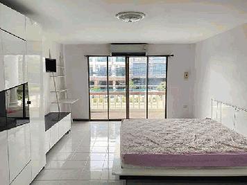 ขายคอนโด Holiday Condo View ย่านเขาพระตำหนัก พร้อมเฟอร์นิเจอร์ตกแต่งครบ